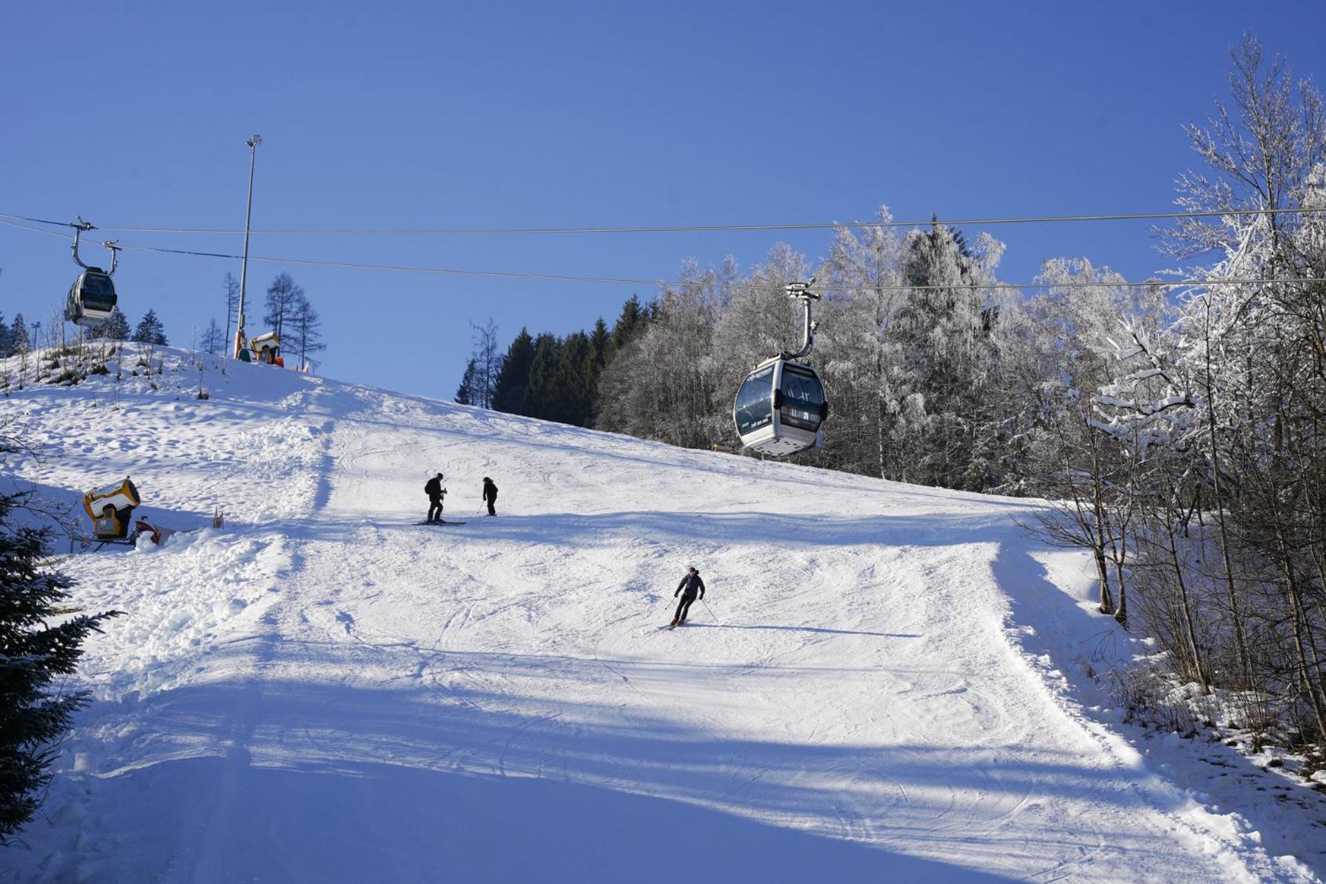 Schlafgut Kuessler - 70M Vom City Express Zell am See Exterior photo